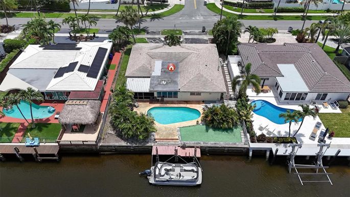 271 SE 4th St, Pompano Beach FL 33060