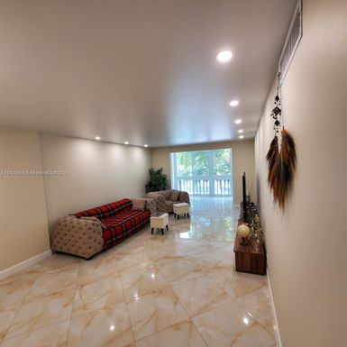 900 NE 12th Ave # 306, Hallandale Beach FL 33009
