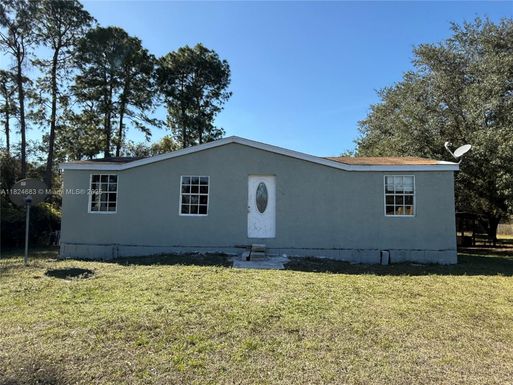 570 S UTOPIA ST, Clewiston FL 33440