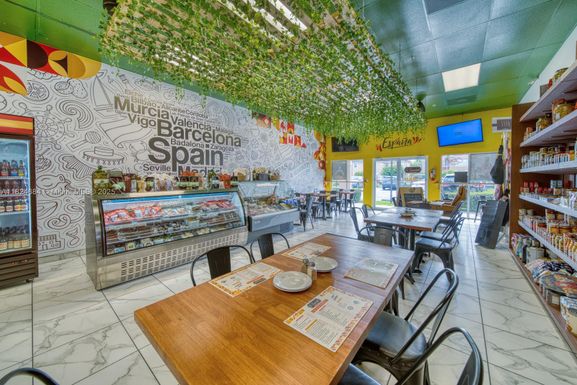 Spanish Restaurant For Sale In Kendall, Miami FL 33186