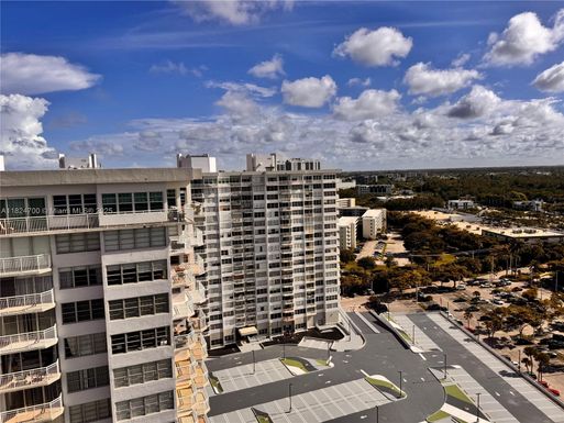 2750 NE 183rd St # 2103, Aventura FL 33160