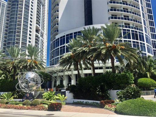 18001 Collins Ave # 1416, Sunny Isles Beach FL 33160