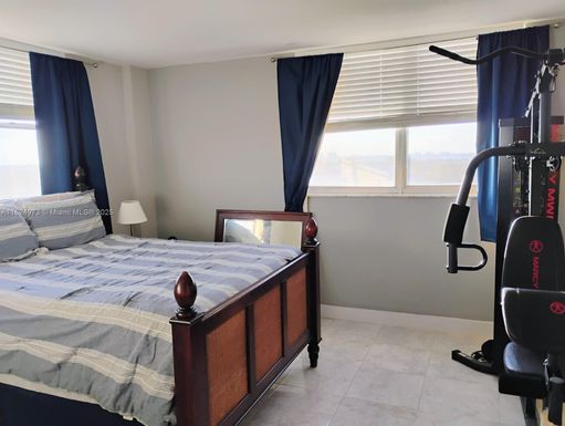 6900 Bay Dr # 11K, Miami Beach FL 33141