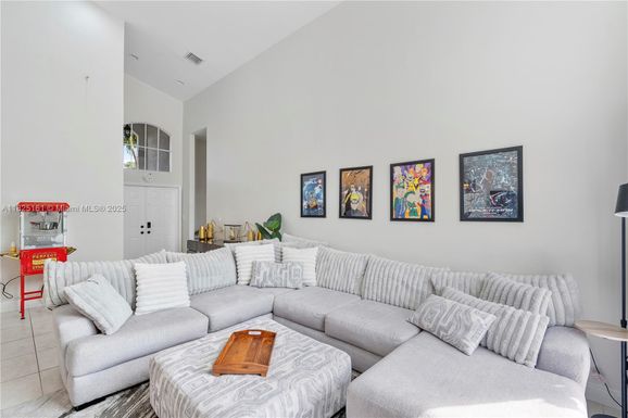 4765 NW 122nd Dr, Coral Springs FL 33076