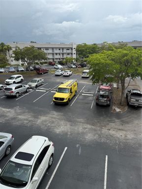 8345 Sunrise Lakes Blvd # 312, Sunrise FL 33322