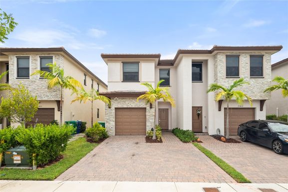 25433 SW 108th Ct, Homestead FL 33032