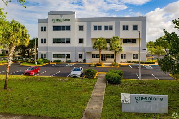 1095 NW Broken Sound Pkwy NW, Boca Raton FL 33487