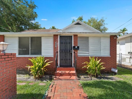 3490 Charles Ave, Miami FL 33133