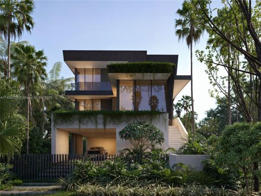 2121 Regatta Ave, Miami Beach FL 33140