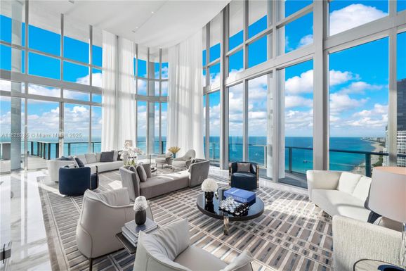17475 Collins Ave, Sunny Isles Beach FL 33160