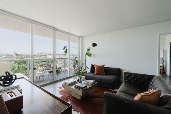 1900 Sunset Harbour Dr # 703, Miami Beach FL 33139