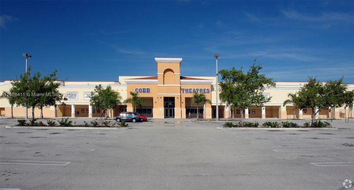 17355 NW 59th Ave, Hialeah FL 33015