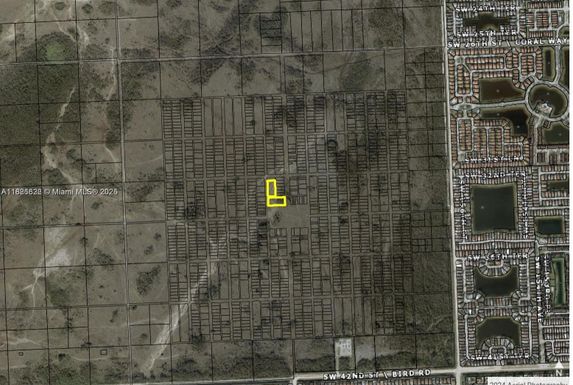 0 32 st, Miami FL 33185