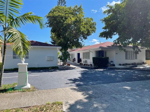 1842 Madison St, Hollywood FL 33020