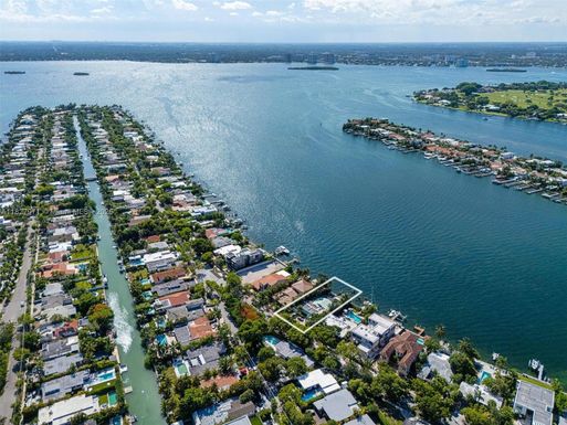 1375 N Biscayne Point Rd, Miami Beach FL 33141