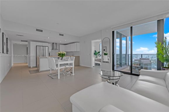1600 NE 1ST AVE # 2916, Miami FL 33132