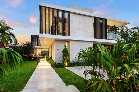 1410 S Biscayne Point Rd, Miami Beach FL 33141
