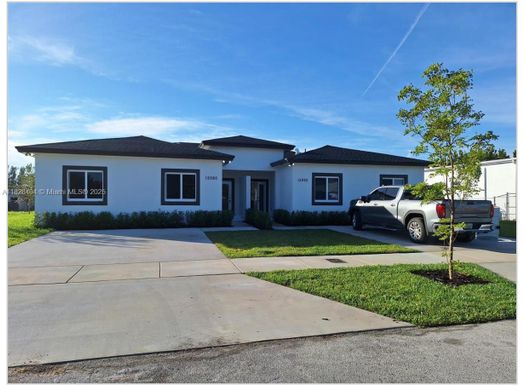 12080 & 12090 SW 213th St, Miami FL 33177