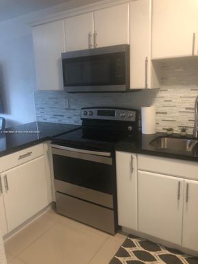 550 SW 115th Ave # 308F, Sweetwater FL 33174