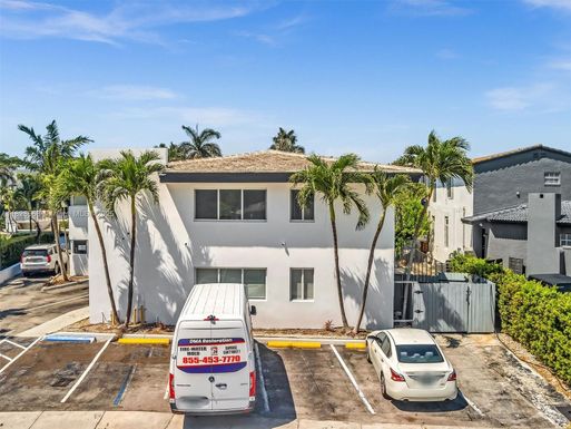 11900 N Bayshore Dr # 8, North Miami FL 33181