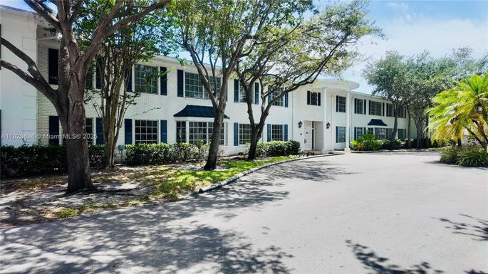 2250 NE 66th St # 1504, Fort Lauderdale FL 33308