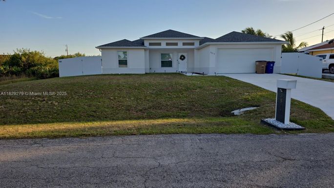 3817 16th St SW, Lehigh Acres FL 33976