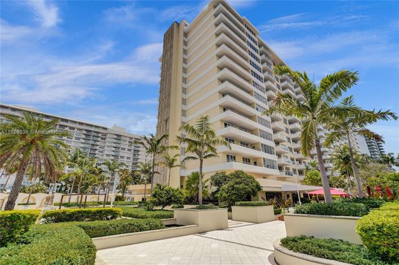 5600 Collins Ave # 10L, Miami Beach FL 33140