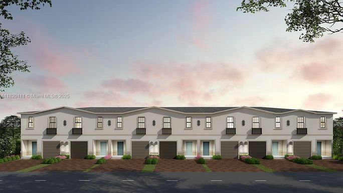 890 SW 11th Terr, Florida City FL 33034