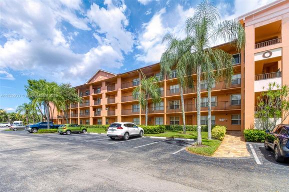 571 SW 142nd Ave # 209O, Pembroke Pines FL 33027
