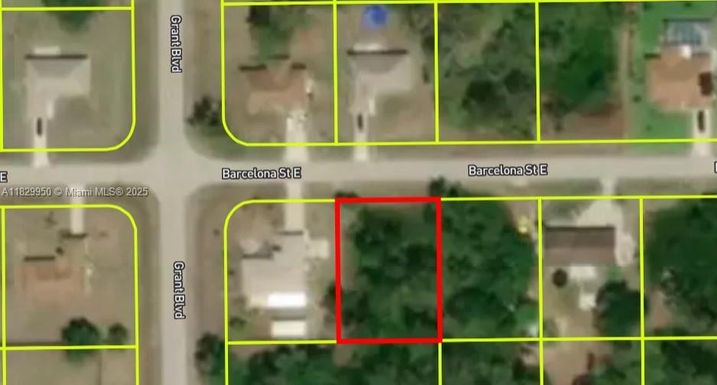 1054 Barcelona St E, Lehigh Acres FL 33974