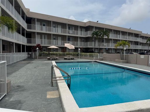 6580 Santona St # A34, Coral Gables FL 33146