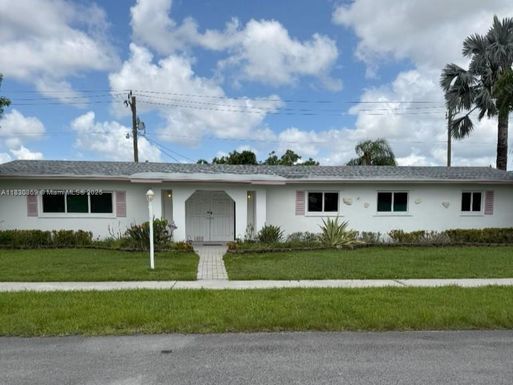 1650 SW 71st Pl, Miami FL 33155