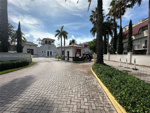 6707 N Kendall Dr # 113, Pinecrest FL 33156