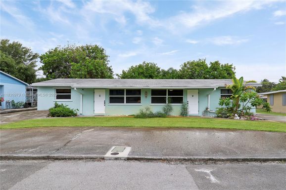 1884 Juno Rd, North Palm Beach FL 33408