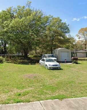 4834 CAMPENELLA DR, Jacksonville FL 32209