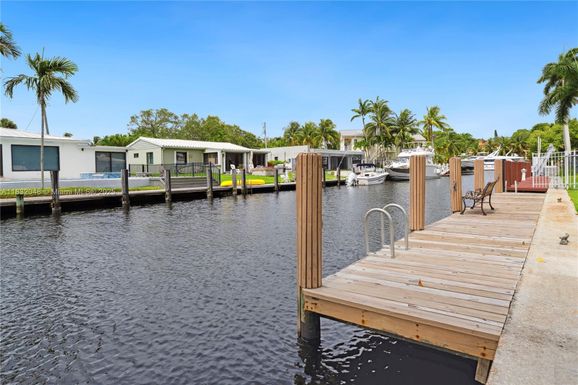 1328 Mango Isle, Fort Lauderdale FL 33315