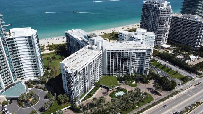 10275 Collins Ave # 229, Bal Harbour FL 33154