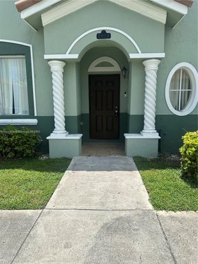 2834 SE 16th Ave # 111, Homestead FL 33035