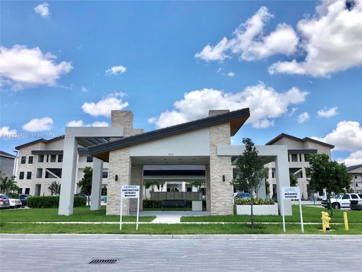 8031 NW 104th Ave # 21, Doral FL 33178
