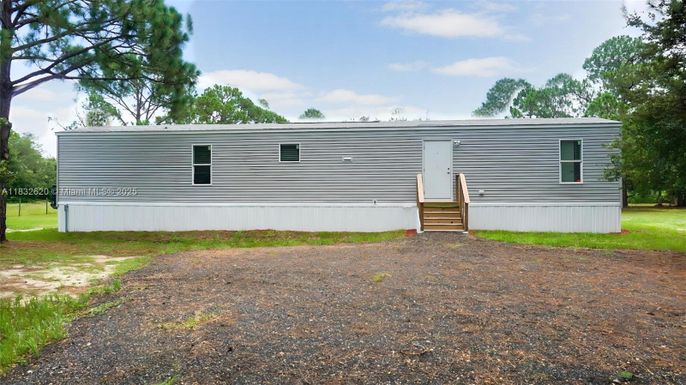 225 S Isora st, Clewiston FL 33440