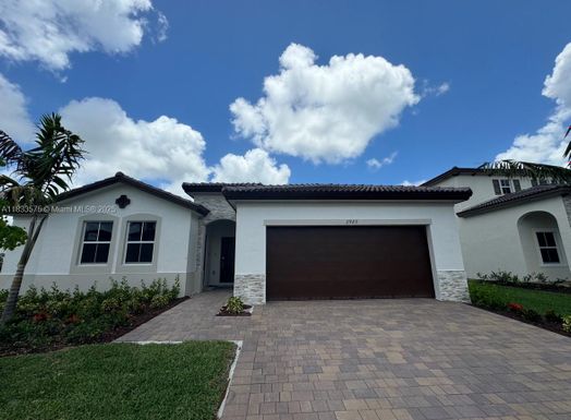 2923 SE 23 Ave # 2923, Homestead FL 33035