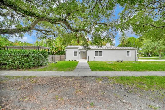 295 De Leon Dr, Miami Springs FL 33166