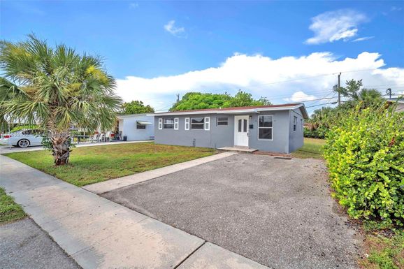1408 9th St, West Palm Beach FL 33401