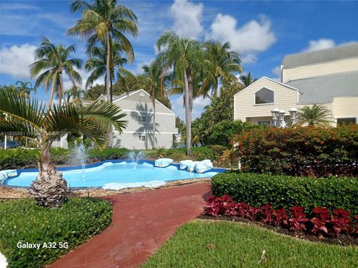3421 NW 44th St # 103, Oakland Park FL 33309