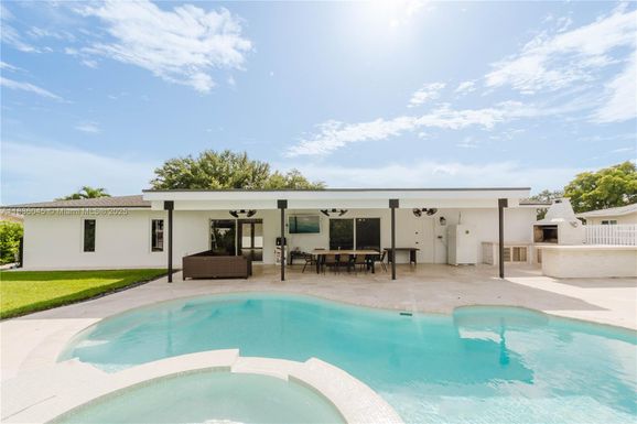 12241 SW 120th Ave, Miami FL 33186