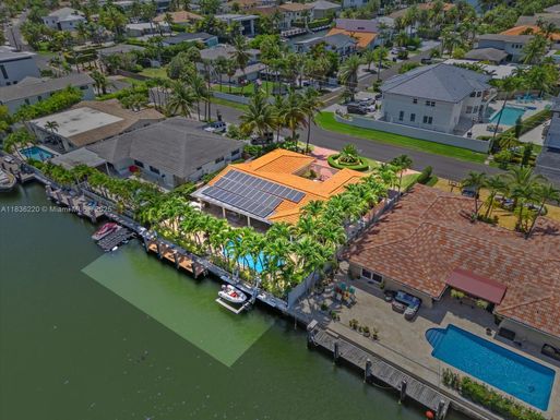 3220 NE 164th St, North Miami Beach FL 33160
