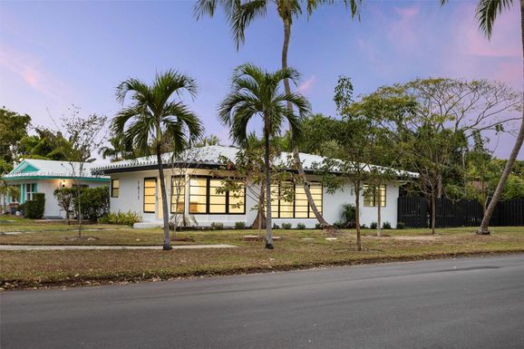 1817 NE 2nd St # 1817, Pompano Beach FL 33060