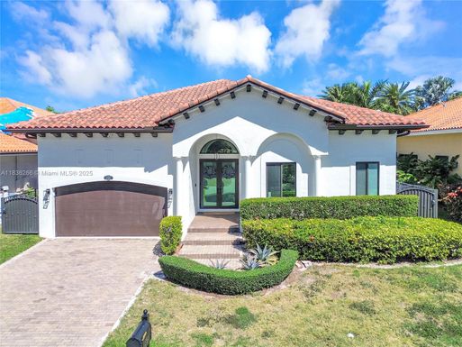 7565 SW 190th St, Cutler Bay FL 33157
