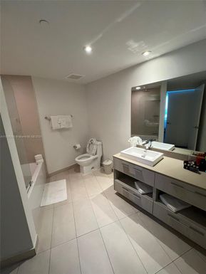 4111 S Ocean Dr # 2004, Hollywood FL 33019