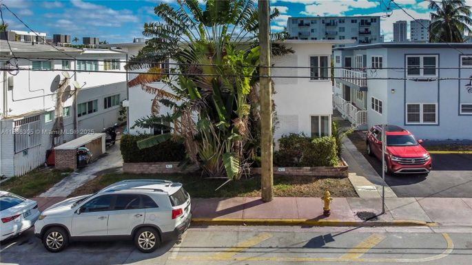 8025 Crespi Blvd, Miami Beach FL 33141